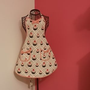 Cupcake Apron